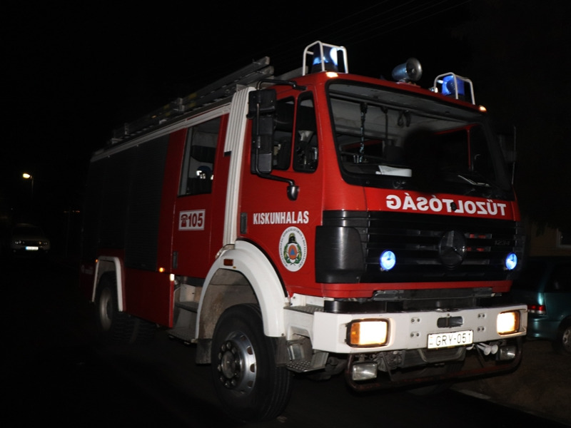 Gondosóra jelzésére segítettek Zsanán a halasi tűzoltók