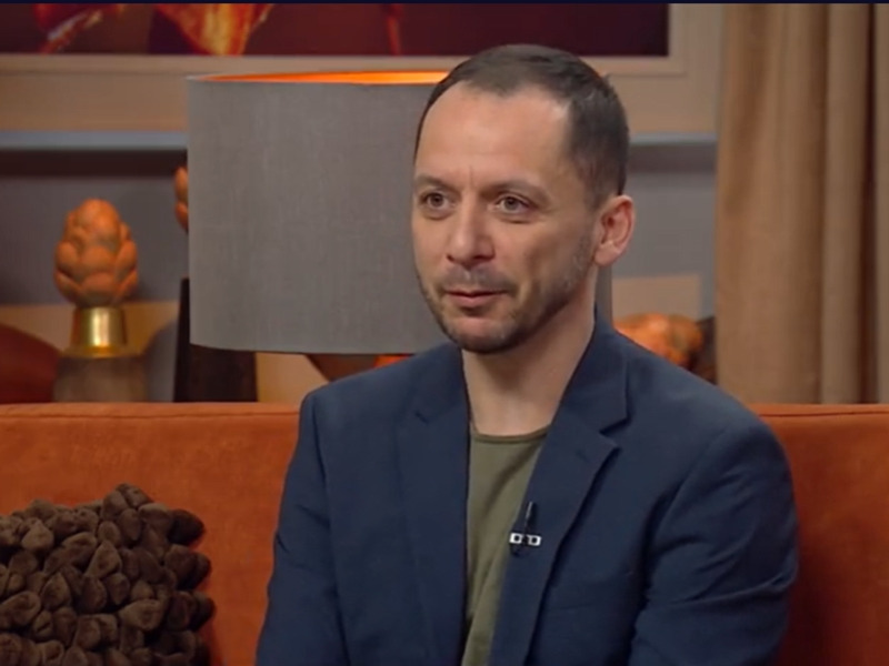 Egymilliós felajánlás az egykori bibós diáktól